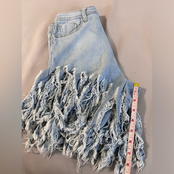 JC & JQ Shorts Womens Sz Medium Denim Frayed Fringed Hem Festival High Waist - Picture 6 of 10